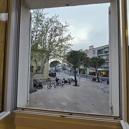 L'alphonse L Near The Port L Shellter شقة *