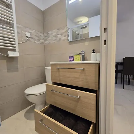 Apartman L'alphonse L Near The Port L Shellter Saint-Tropez