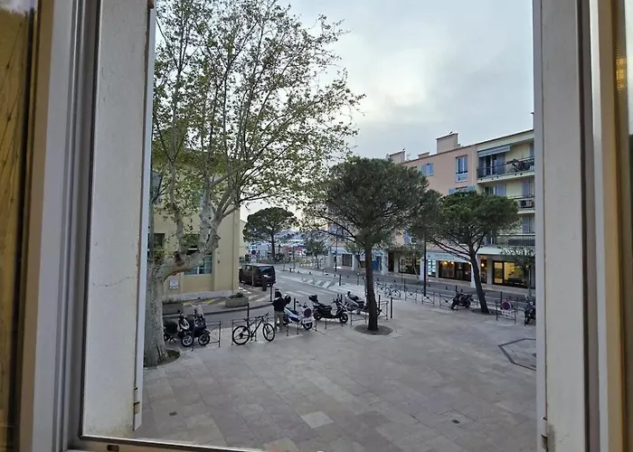 L'alphonse L Near The Port L Shellter Апартаменти *